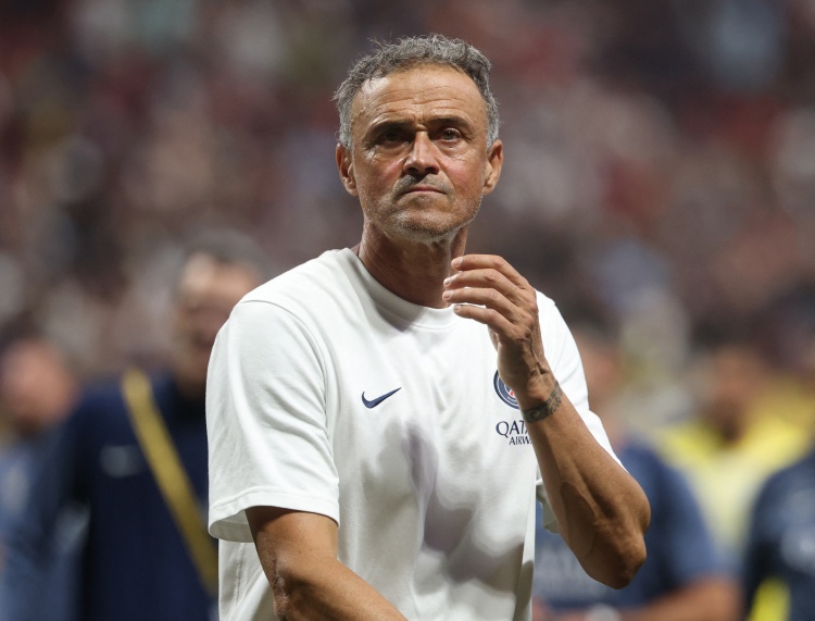 yl7703永利-恩里克谈引入橙牌：不断发展很重要，我对探索不同事物持开放态度