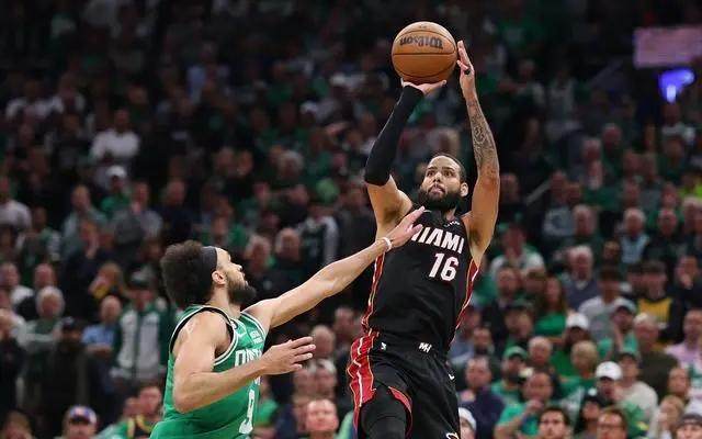 永利yl23411-【人物】准东决MVP！凯莱布·马丁缔造落选秀传奇故事